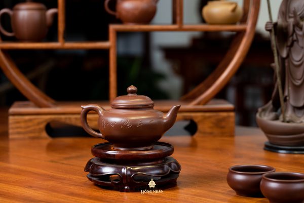 Dáng Ấm: Tiếu Anh