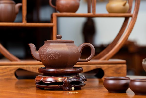 Dáng Ấm: Lục Phương
