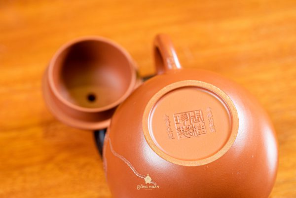 Dáng Ấm Chuyết Cầu