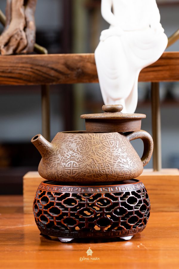 Dáng Ấm: Thạch Biều Tự Di
