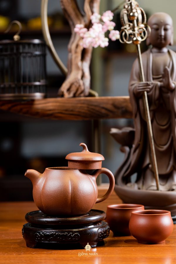 Dáng Ấm Qua Biều