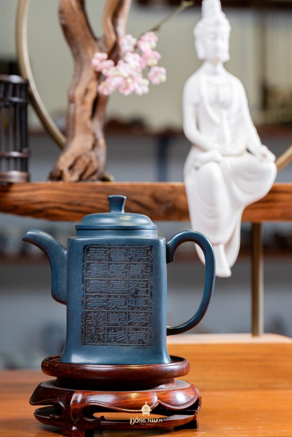 Dáng Ấm: Tứ Phương