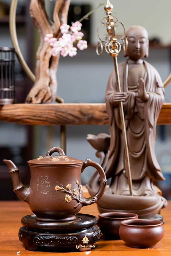 Dáng Ấm Báo Xuân Mai