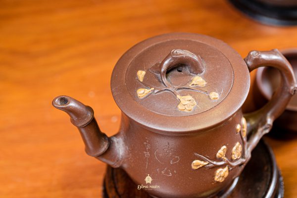Dáng Ấm Báo Xuân Mai
