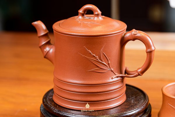 Dáng Ấm: Trúc Đoạn