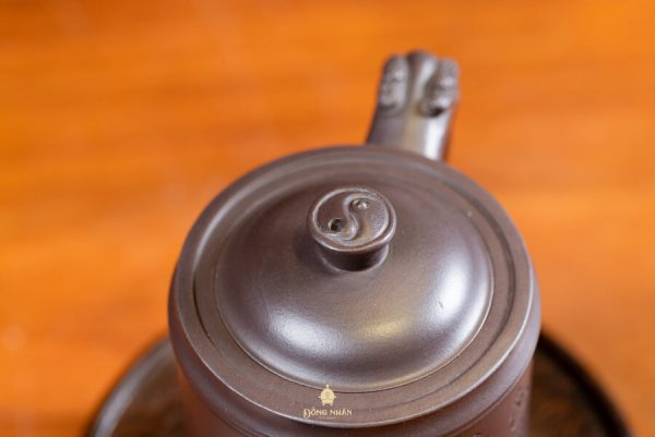 Dáng Ấm Chuông