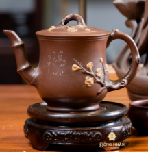 Dáng Ấm Báo Xuân Mai