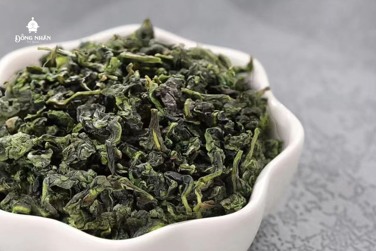 TRÀ THIẾT QUAN ÂM VÀ NHỮNG CÂU CHUYỆN TRUYỀN THUYẾT THÚ VỊ