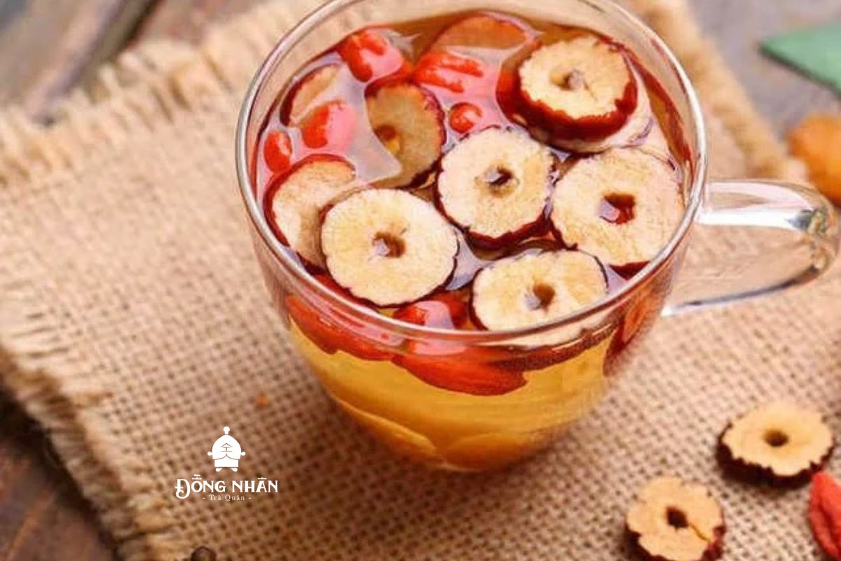 ĐAU BỤNG KINH UỐNG TRÀ GÌ?