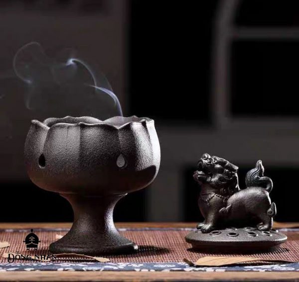 Xông Trầm Kỳ Lân