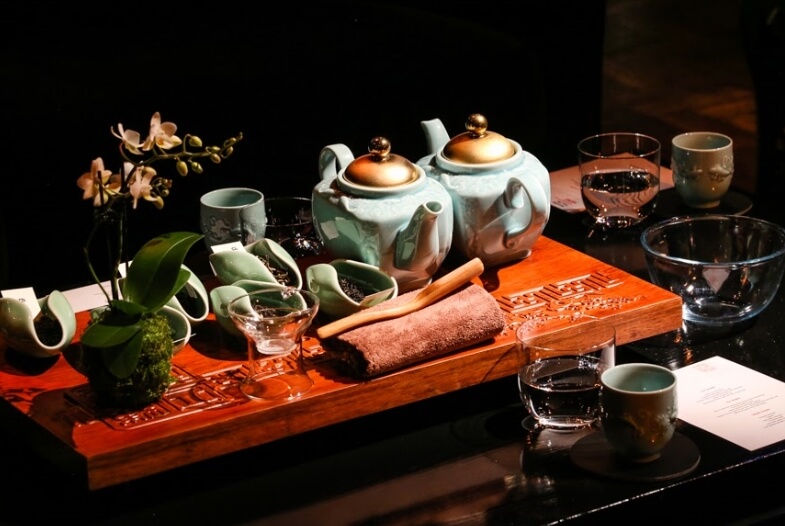 Bộ trà cụ thưởng trà